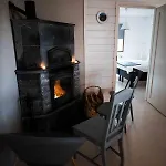 Tahlo Hillhouse And Underhill & Sauna