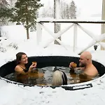 Tahlo Hillhouse And Underhill & Sauna *