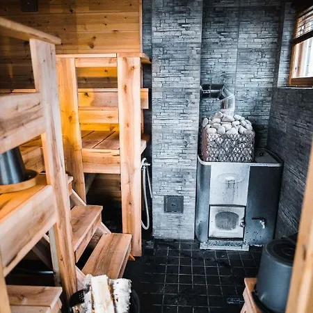 Tahlo Hillhouse And Underhill & Sauna Apartamento *