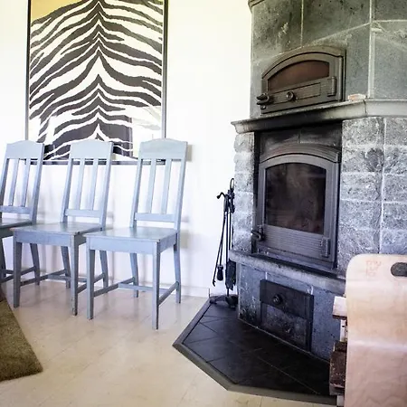 Apartament Tahlo Hillhouse And Underhill & Sauna
