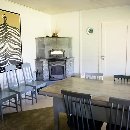 Tahlo Hillhouse And Underhill & Sauna Apartamento