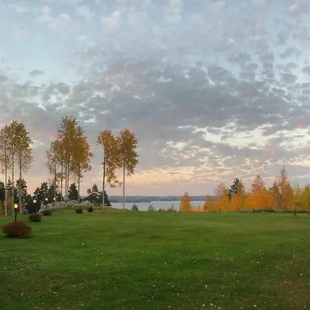 Tahlo Hillhouse And Underhill & Sauna *