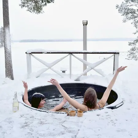Tahlo Hillhouse And Underhill & Sauna *