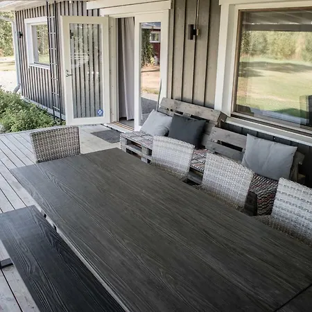 Apartament Tahlo Hillhouse And Underhill & Sauna Mutala