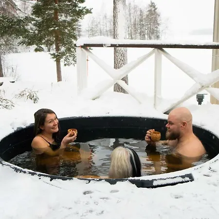 Tahlo Hillhouse And Underhill & Sauna *