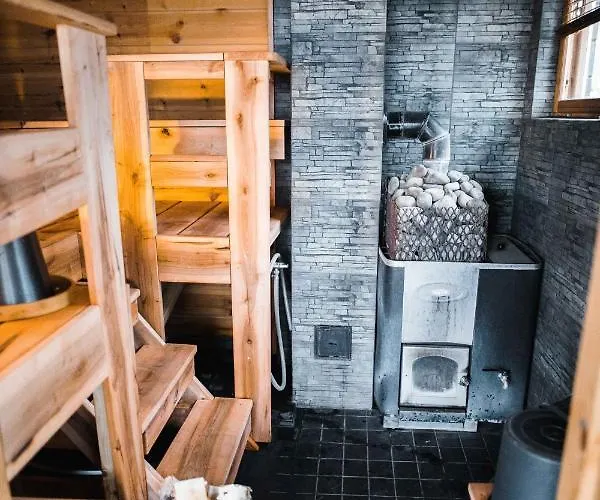 Tahlo Hillhouse And Underhill & Sauna Lägenhet *