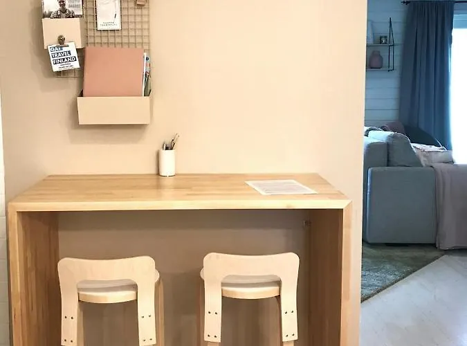 Tahlo Hillhouse And Underhill & Sauna