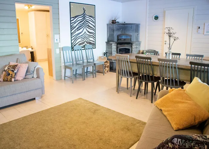 Lägenhet Tahlo Hillhouse And Underhill & Sauna Mutala