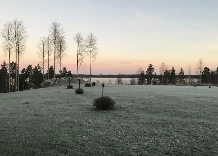 Tahlo Hillhouse And Underhill & Sauna *